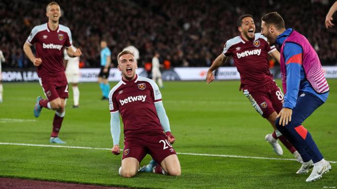 无缘世界杯最贵11人：KK领衔，索博、奥斯梅恩、姆伯莫在列（错过世界杯的身价最高11人：KK领军，索博、奥斯梅恩、姆伯莫入选）