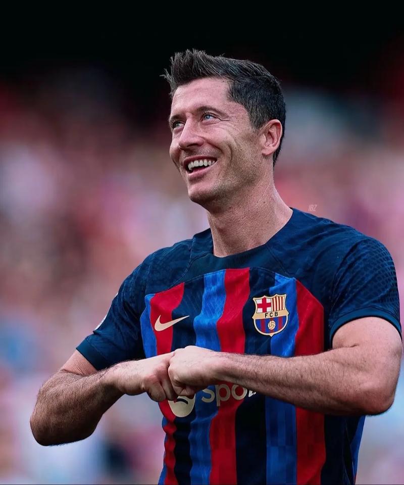 雷霆五连胜冲击季后赛（雷霆豪取五连胜剑指季后赛）