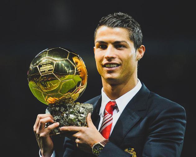 挪威客场4-1逆转意大利全胜晋级世界杯正赛，哈兰德梅开二度（哈兰德梅开二度，挪威客场4-1逆转意大利，全胜晋级世界杯正赛）