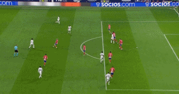 广东男篮防守稳固力克上海（广东男篮凭稳固防守击退上海）